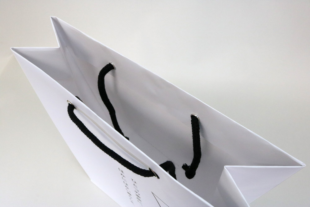 コート紙表面マットPP貼り、オフセット印刷1色の別注紙袋の入れ口画像