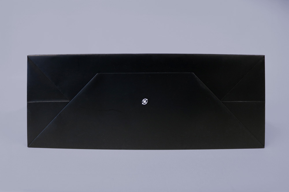 コート紙+マットPP加工 オフセット印刷1色(ベタ)の別注紙袋の底面画像