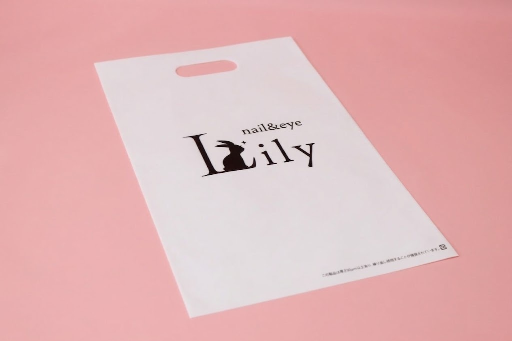 LDPE+OP 0.08㎜厚のUVオフセット印刷片面１色の小判穴抜きポリ袋