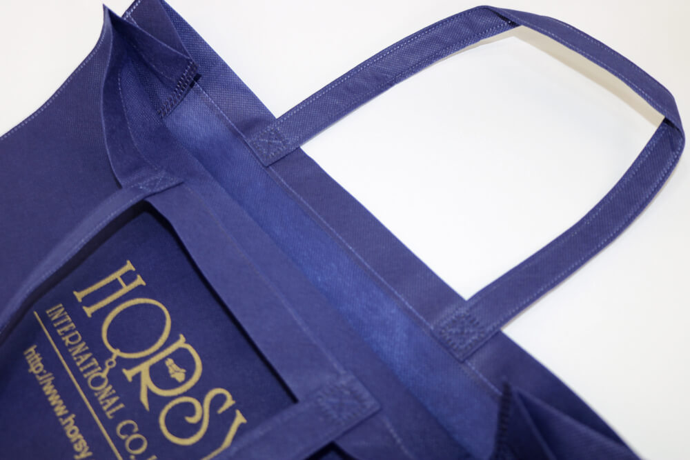PP不織布75ｇ/㎡ のシルク印刷 両面異柄１色のセミオーダー不織布バッグの入れ口画像