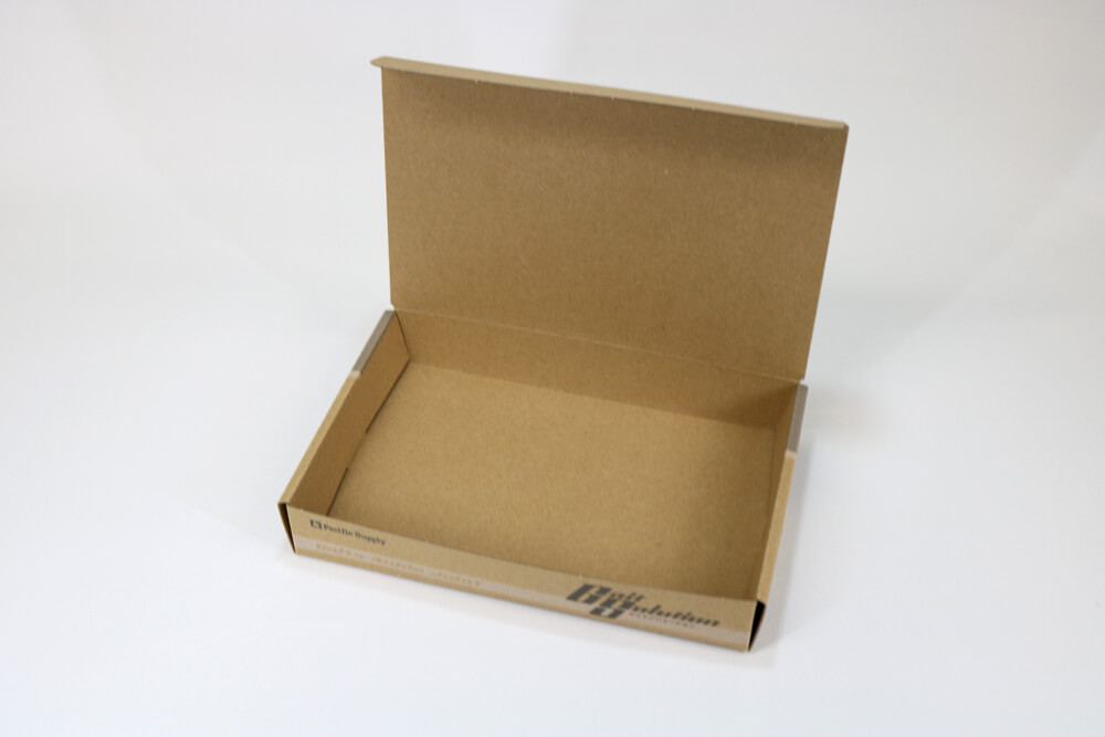 G段（K5×K5）にオフセット印刷２色した組立て紙箱の蓋開状態画像