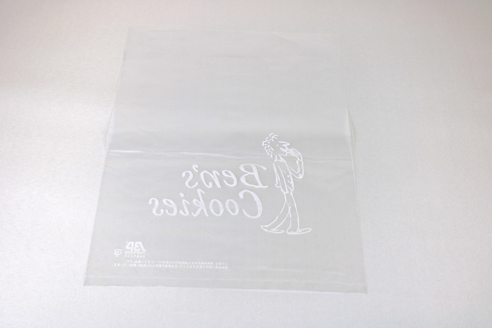 バイオマス混HDPEのグラビア印刷片面１色の小判穴抜きポリ袋の裏面画像