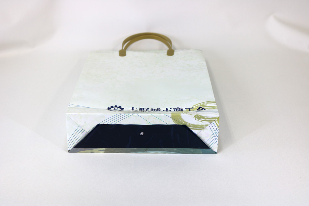 コート紙表面グロスPP加工オフセット印刷カラー4色の別注紙袋の底面画像
